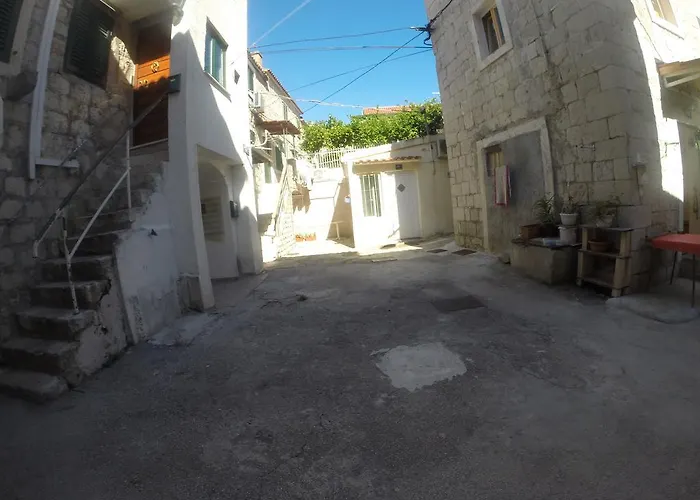 Old Town شقة